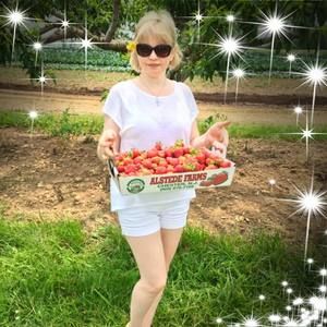 Meet your Posher, Oksana